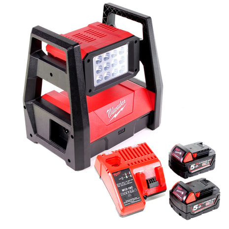 Milwaukee M18 HAL-502C Akku Flutstrahler mit 3000 Lumen + 2x 5,0 Ah Akku + Universal Ladegerät - Toolbrothers