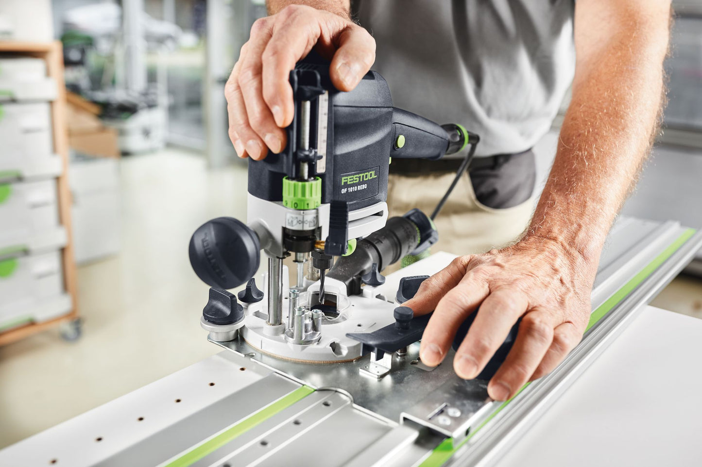 Festool FS 1400/2-LR 32 Führungsschiene ( 496939 ) für Handkreissägen, Oberfräsen mit Adapter, Stichsägen mit Adapter, DSC-AG 125, DSC-AG 230