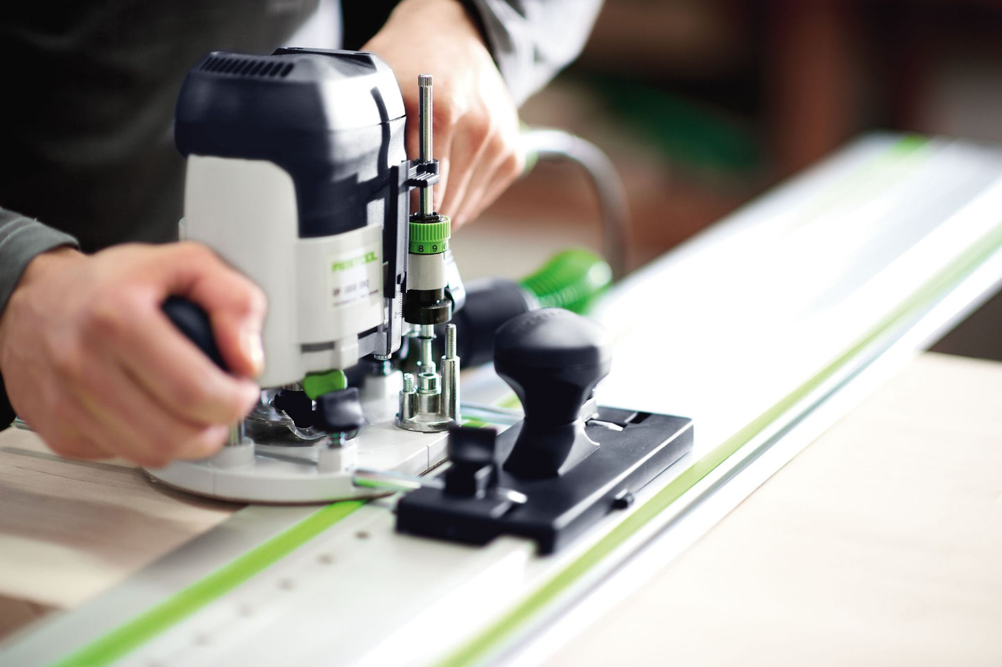 Festool FS 2424/2-LR 32 Führungsschiene ( 491622 ) für Handkreissägen, Oberfräsen mit Adapter, Stichsägen mit Adapter