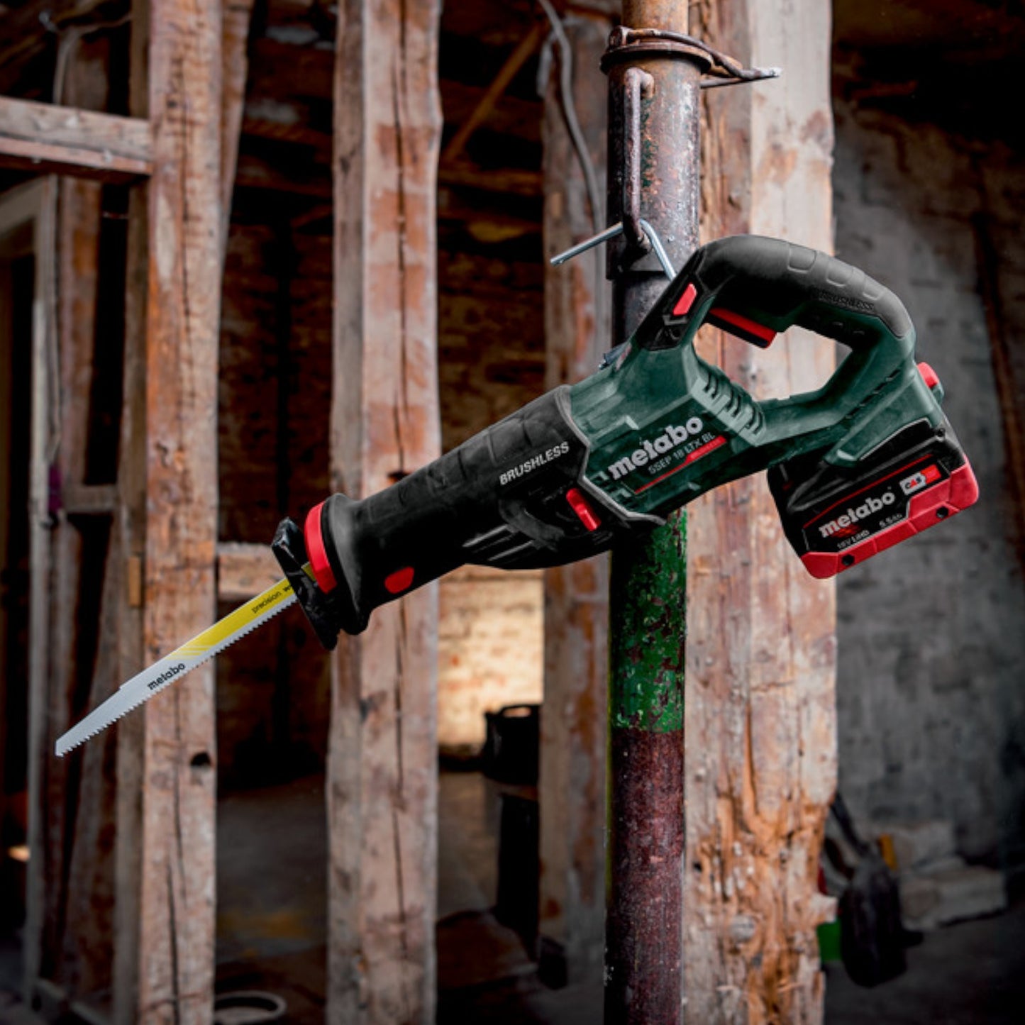 Metabo SSEP 18 LT BL Akku Säbelsäge 18 V 32 mm Brushless ( 601617840 ) + Metabox - ohne Akku, ohne Ladegerät