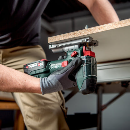 Metabo ST 18 L 90 Akku Stichsäge 18 V 90 mm + 1x Akku 4,0 Ah + Ladegerät + Metabox