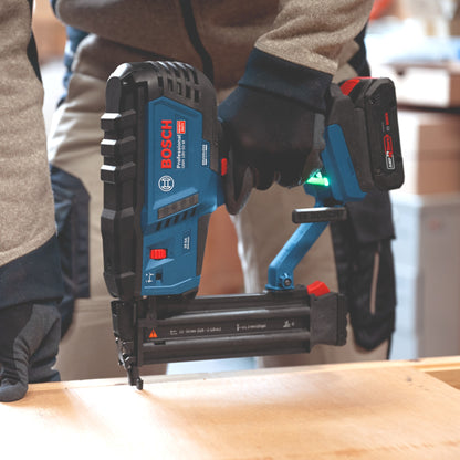 Bosch GNH 18V-50 M Professional Akku Holznagler 18 V 1,2 x 16 - 50 mm Brushless ( 0601482400 ) Solo - ohne Akku, ohne Ladegerät