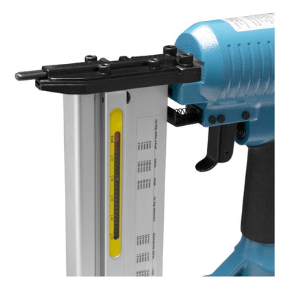 Güde Druckluft Klammergerät Nagler 6 bar IG 1/4" ( 40220 ) + Sicherheitsschlagsperre + Öl + 1500x Klammern + 2000x Stifte + Koffer