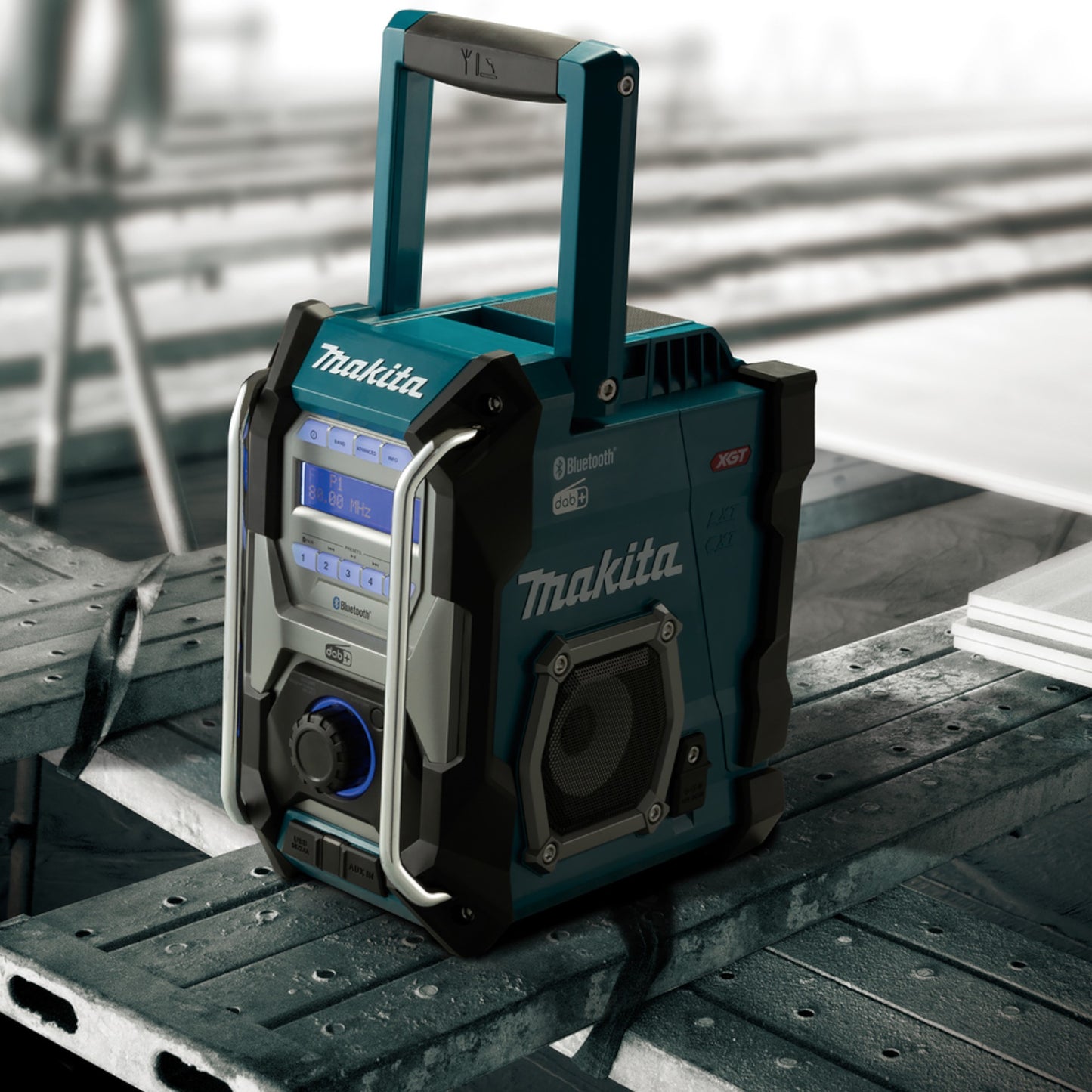 Radio de chantier Makita MR 004 GZ 12 - 40 V DAB, DAB+, FM / AUX, USB, Bluetooth - sans batterie, sans chargeur