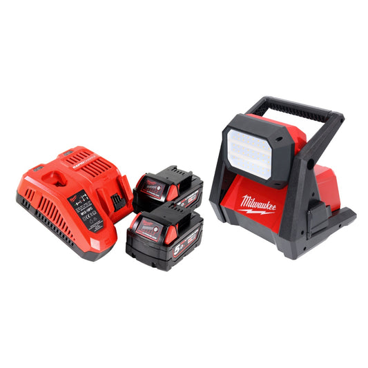 Milwaukee M18 HOAL-502FC Lampe LED pour projecteur de chantier à batterie 18 V 4000 lm + 2x batteries 5,0 Ah + chargeur