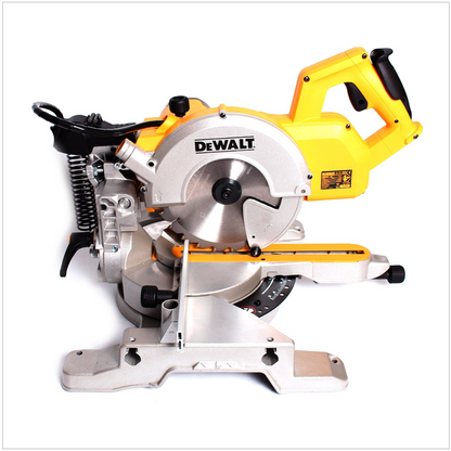 DeWalt DW 777 1800 W Paneel Säge 216 mm - Toolbrothers