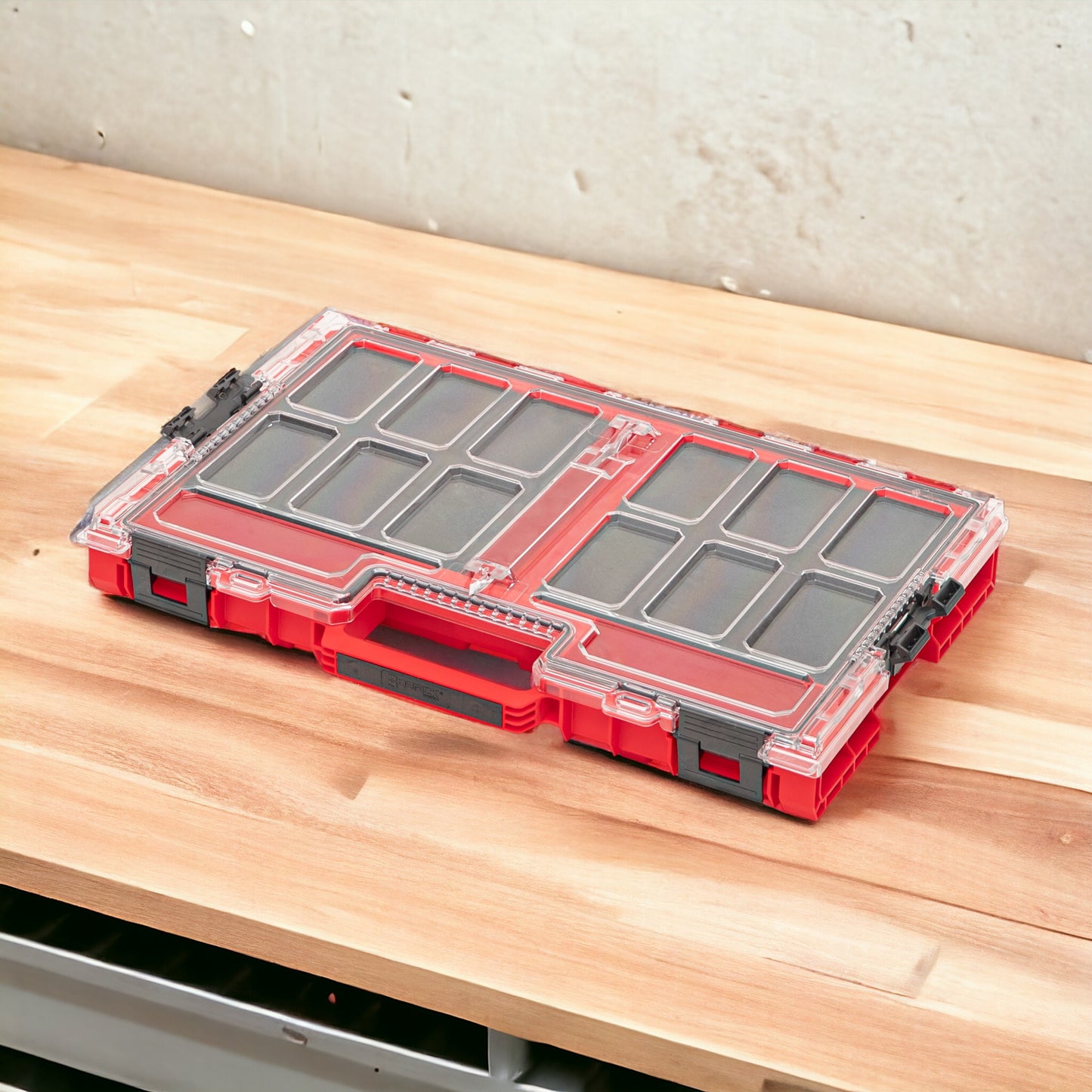 Qbrick System ONE Organizer L 2.0 MFI RED ULTRA HD stapelbar 531 x 379 x 77 mm 6 l IP66 mit Schaumstoffeinlage