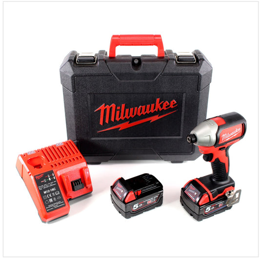 Milwaukee M18 BLID 502 C 18 V Brushless Akku - Schlagschrauber + 2x 5.0 Ah Red Li-Ion Akku + Milwaukee M12-18C Universal Akku Ladegerät + Koffer - Toolbrothers