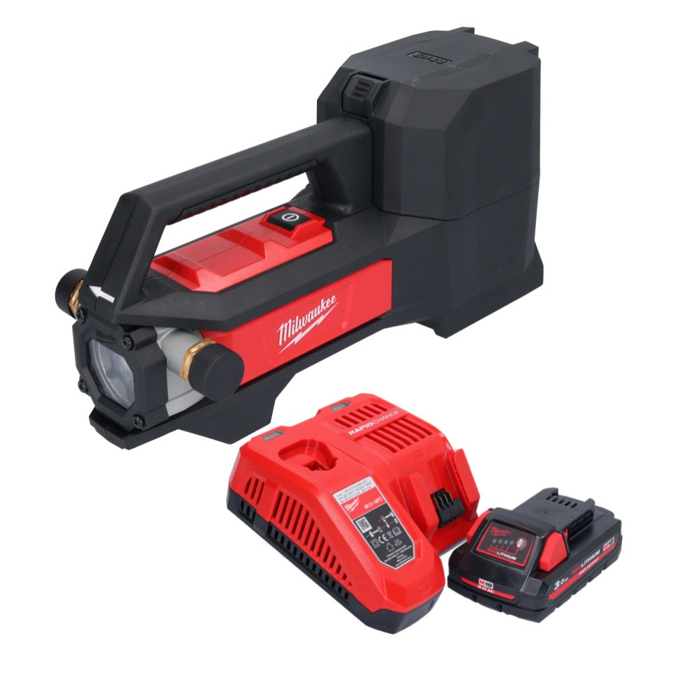 Pompe de transfert de batterie Milwaukee M18 BTP-301 18 V 1817 l/h + 1x batterie 3,0 Ah + chargeur